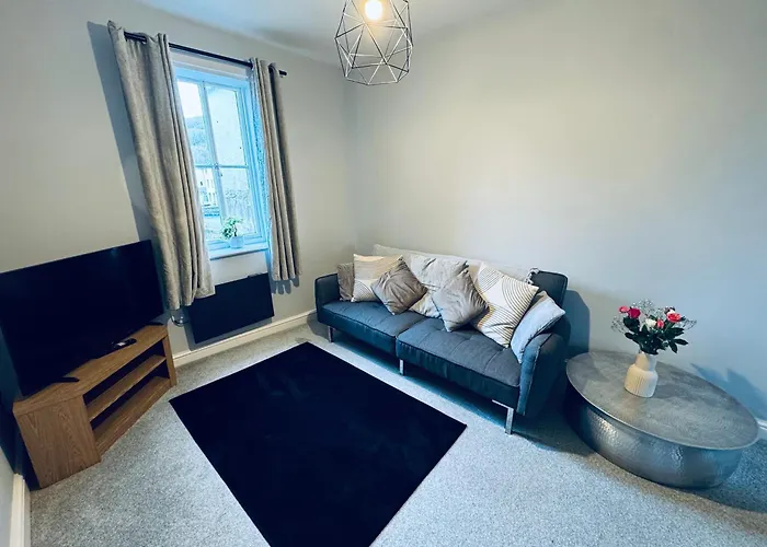 Lowther House -2 Bed Apartment